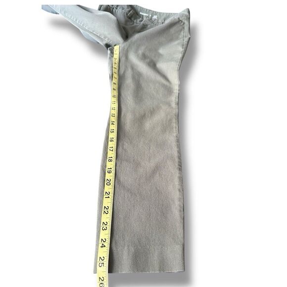 Old Navy Womens Size 2 Olive Green Pixie High Rise Khaki Pants - Picture 9 of 9